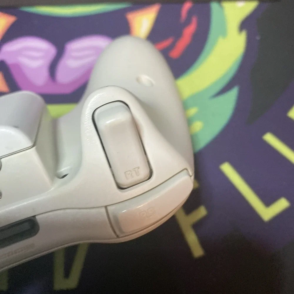 OEM Microsoft Xbox 360 White Wireless Controller B2